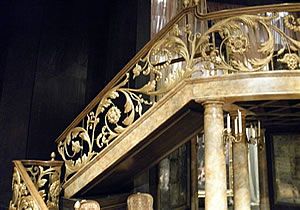 Stage Prop Detailing